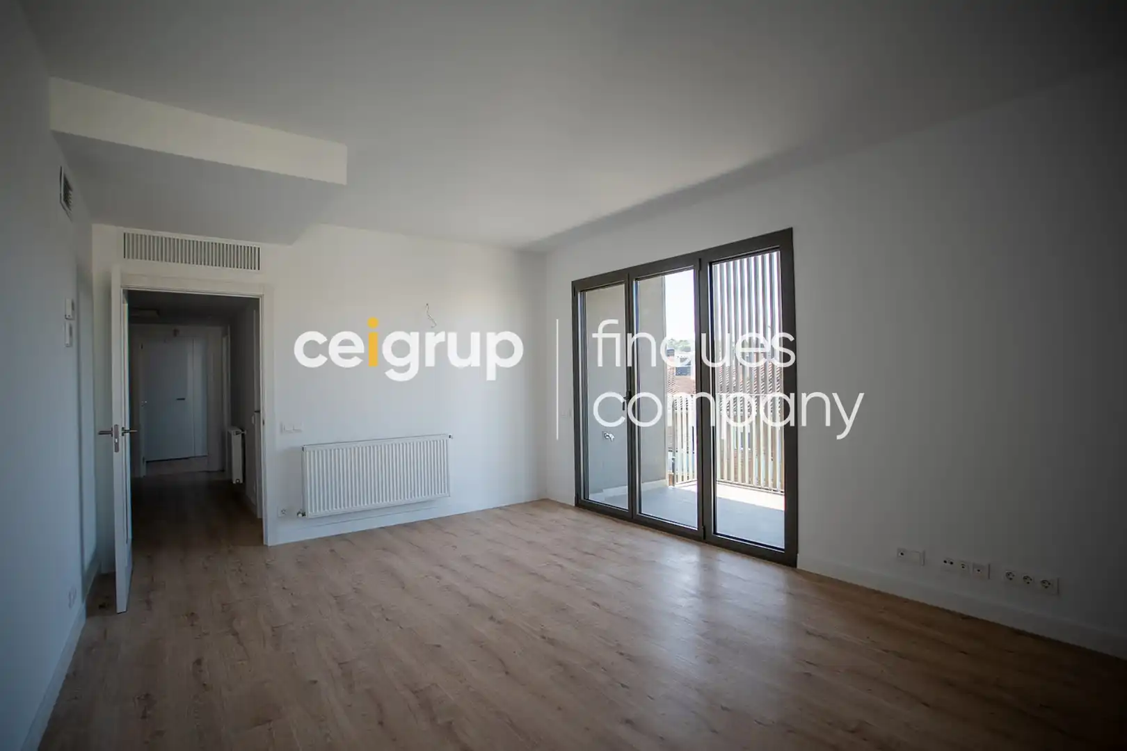Sala de estar de Dúplex en venta en Girona con Calefacción, Terraza y Piscina
