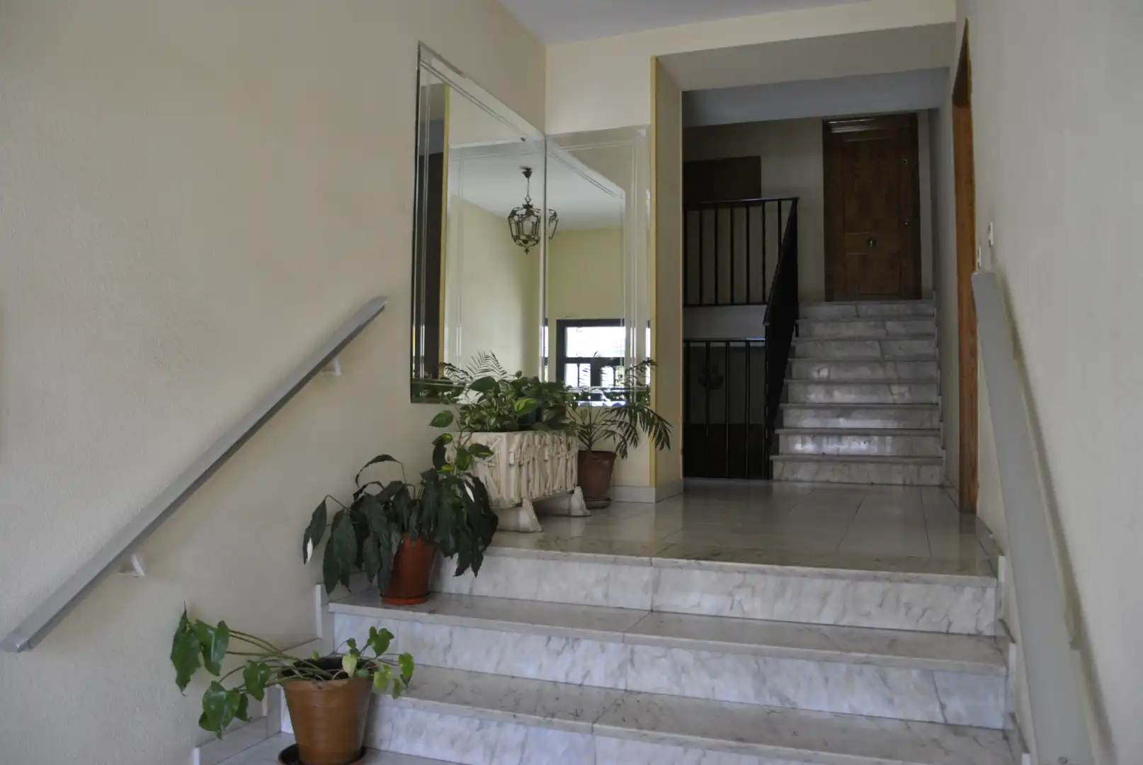Wohnung zur Miete in Plasencia mit Klimaanlage, Heizung und Terrasse
