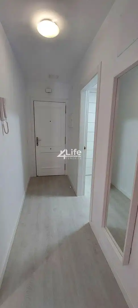 Flat for sale in Adeje  with Air Conditioner, Terrace and Furnished