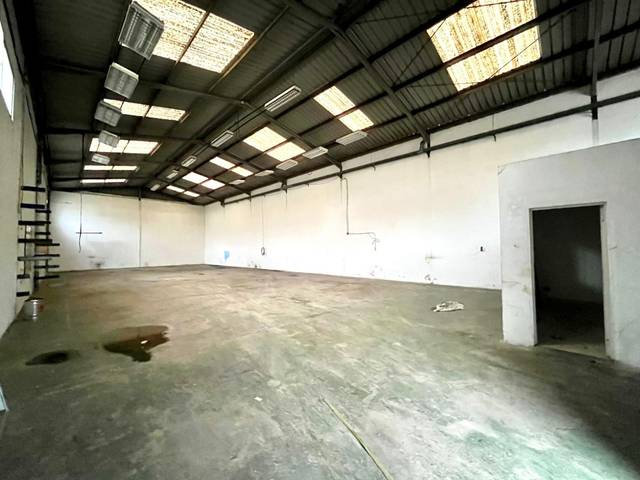 Nave industrial en Alquiler en Silla