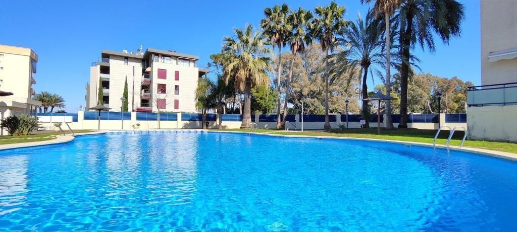Piscina de Apartament de lloguer en Dénia amb Aire condicionat, Calefacció i Jardí privat