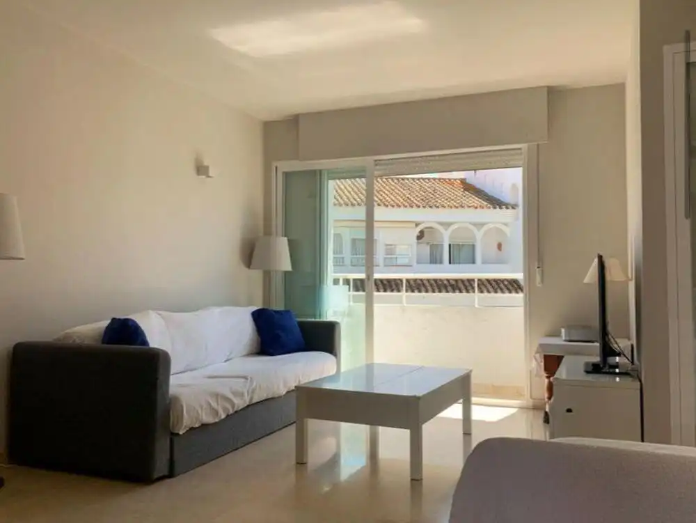 Apartment mit Pool zum Verkauf in Elviria - Cabopino, imagen 3