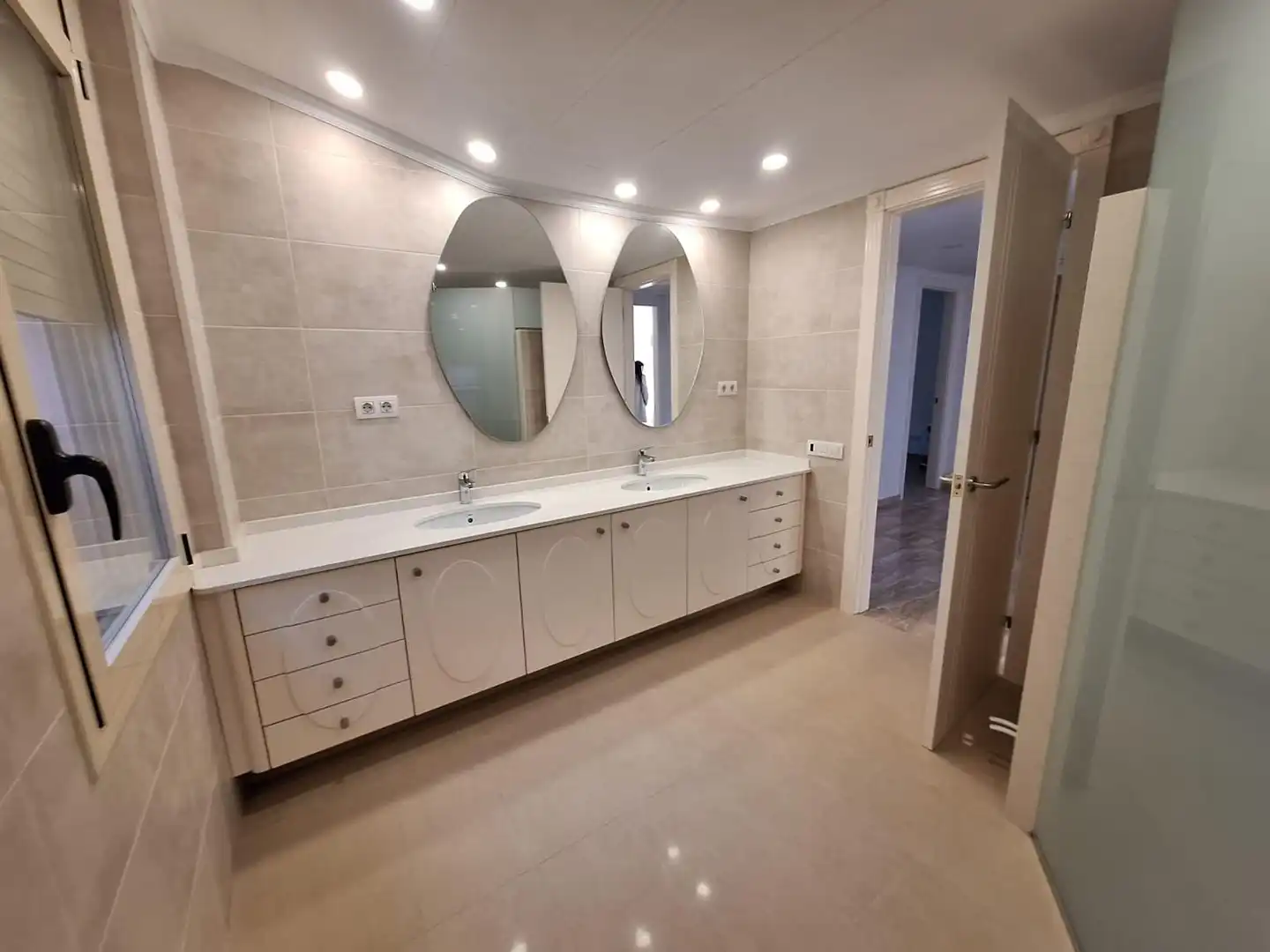 Baño de Casa o chalet en venta en Castellar del Vallès con Jardín privado, Terraza y Trastero
