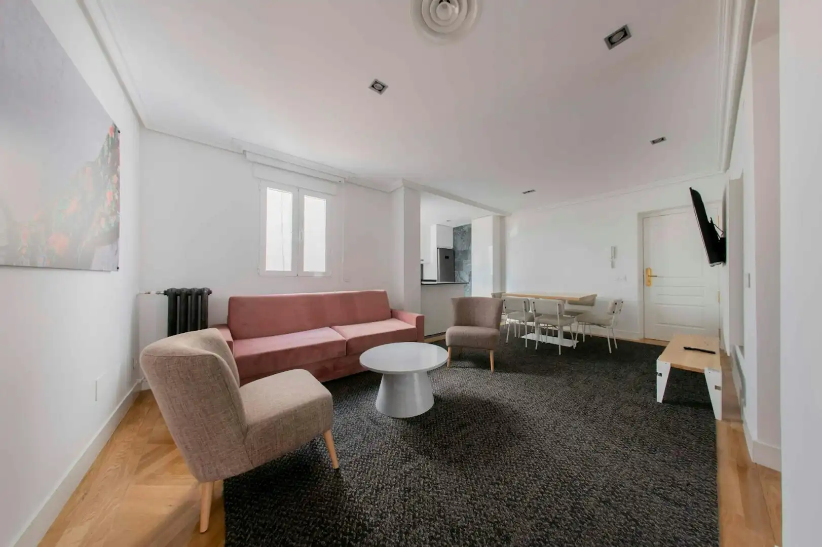 Sala d'estar de Pis de lloguer en Madrid amb Aire condicionat, Moblat i Rentadora