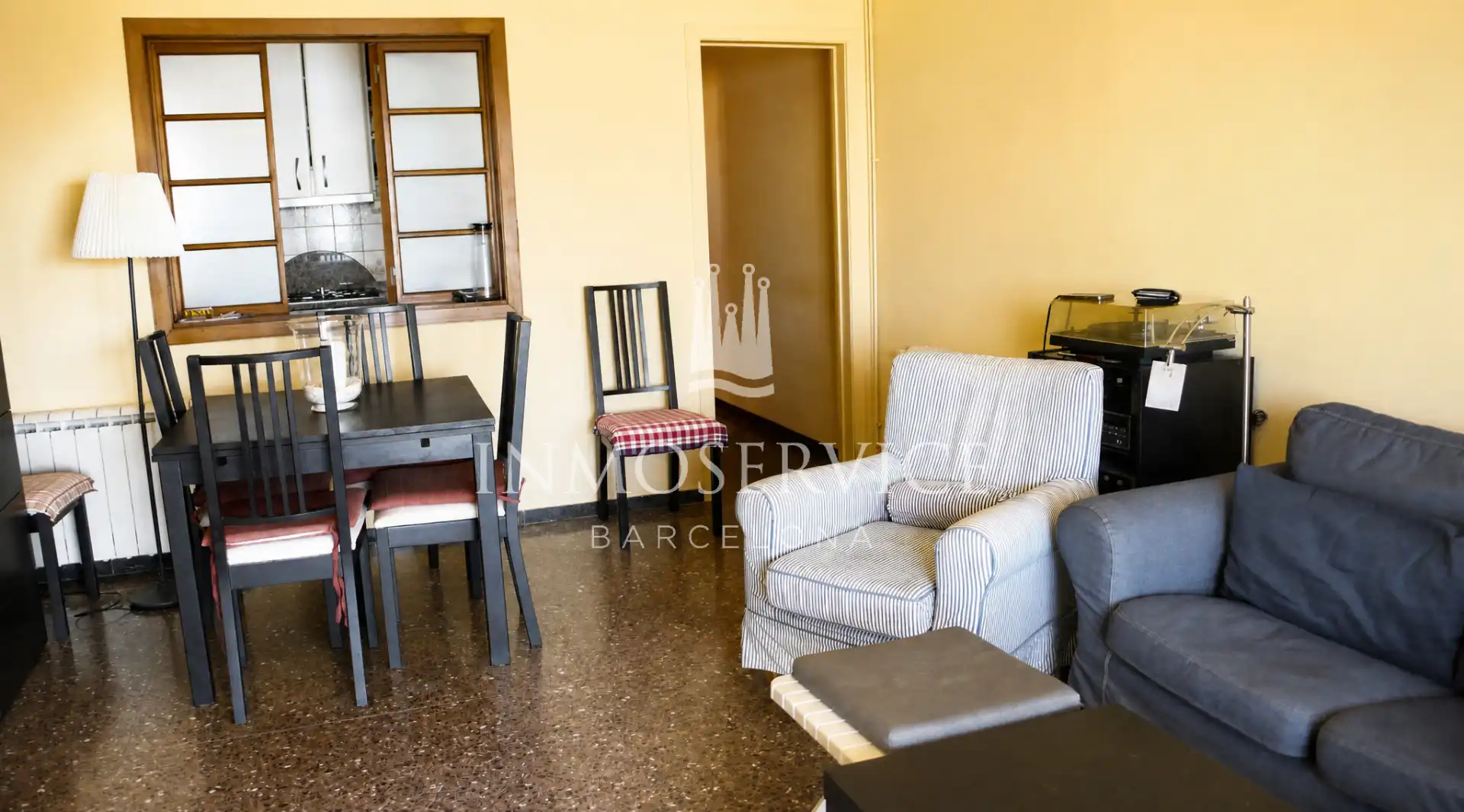 Sala d'estar de Apartament en venda en Calonge i Sant Antoni amb Calefacció, Terrassa i Moblat