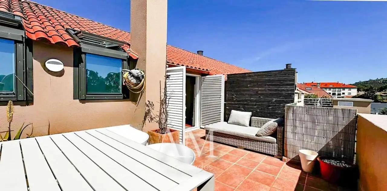 Terraza de Dúplex en venta en Nigrán con Calefacción, Terraza y Trastero