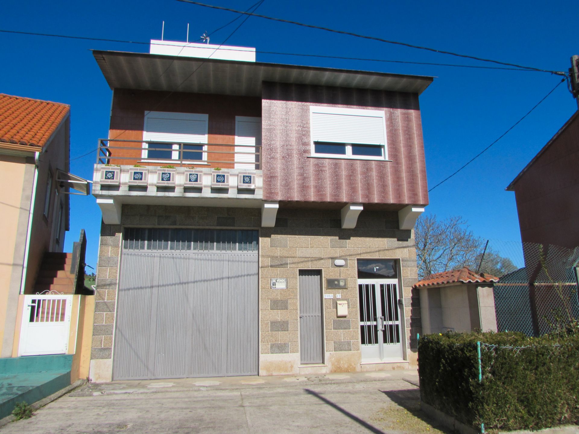 Vista exterior de Casa o chalet en venta en Ferrol con Calefacción, Jardín privado y Terraza