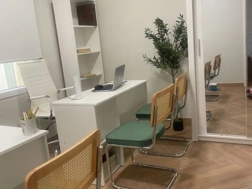Office for rent in Madrid  with Air Conditioner, Heating and Furnished