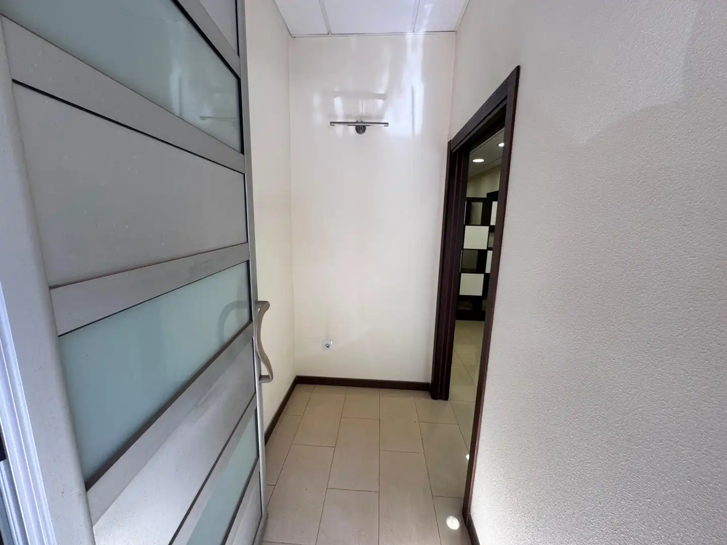 Local commercial à vendre à Calle Pablo Iglesias, imagen 4