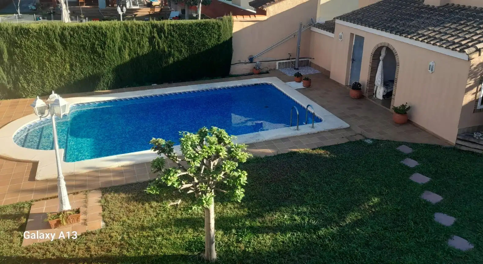 Piscina de Casa o xalet en venda en Riba-roja de Túria amb Aire condicionat, Calefacció i Jardí privat