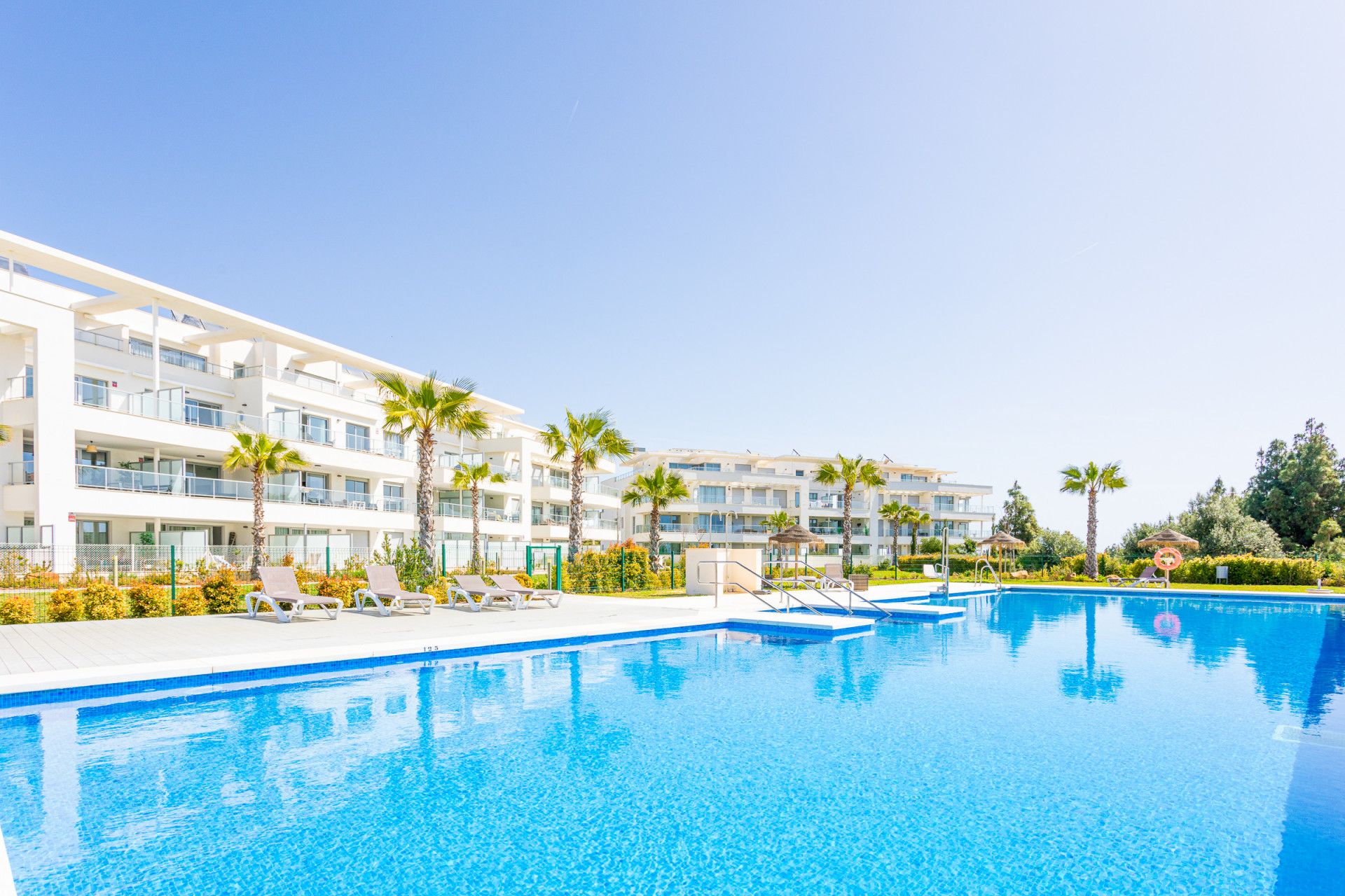 Swimming pool of Apartment for sale in Mijas  with Air Conditioner, Terrace and Storage room