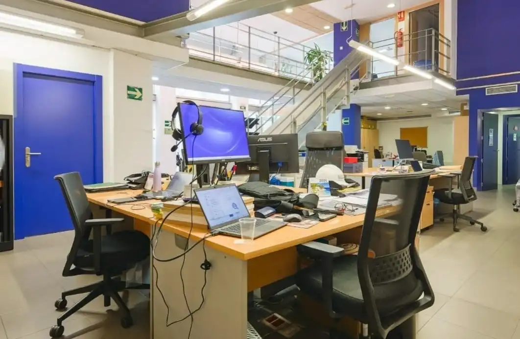 Commercial properties for rent in Alicante / Alacant  with Air Conditioner, Heating and Alarm