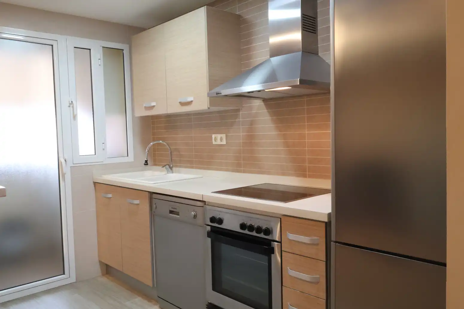 Appartement avec terrasse à vendre à Benetússer, imagen 2