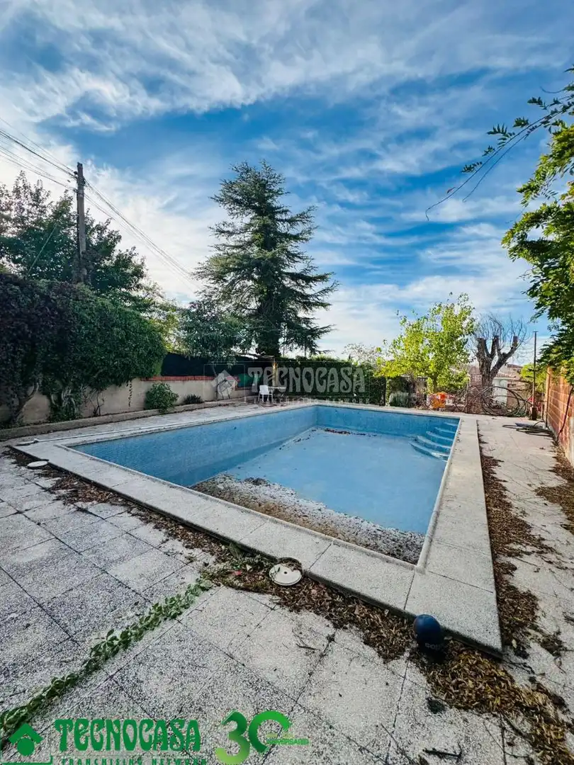 Piscina de Casa o chalet en venta en Guadamur con Calefacción, Terraza y Balcón