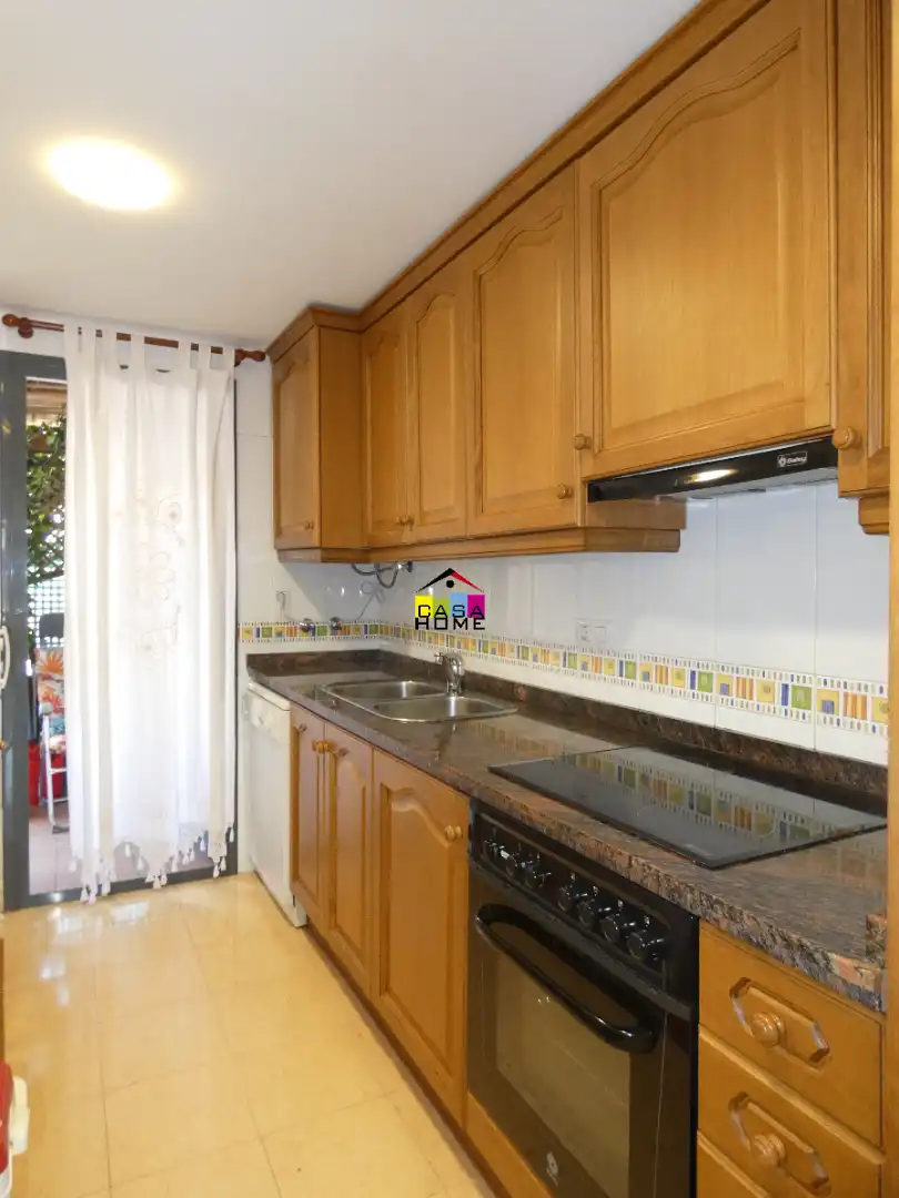 Cuina de Apartament en venda en Benicasim / Benicàssim amb Aire condicionat, Terrassa i Traster