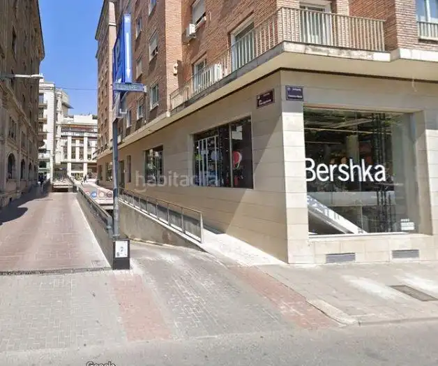 Aparcament en venda a Sant Joan