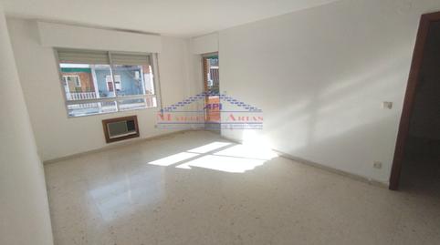 Foto 5 de Piso en venta en Calle Pío XII, Linarejos, Jaén