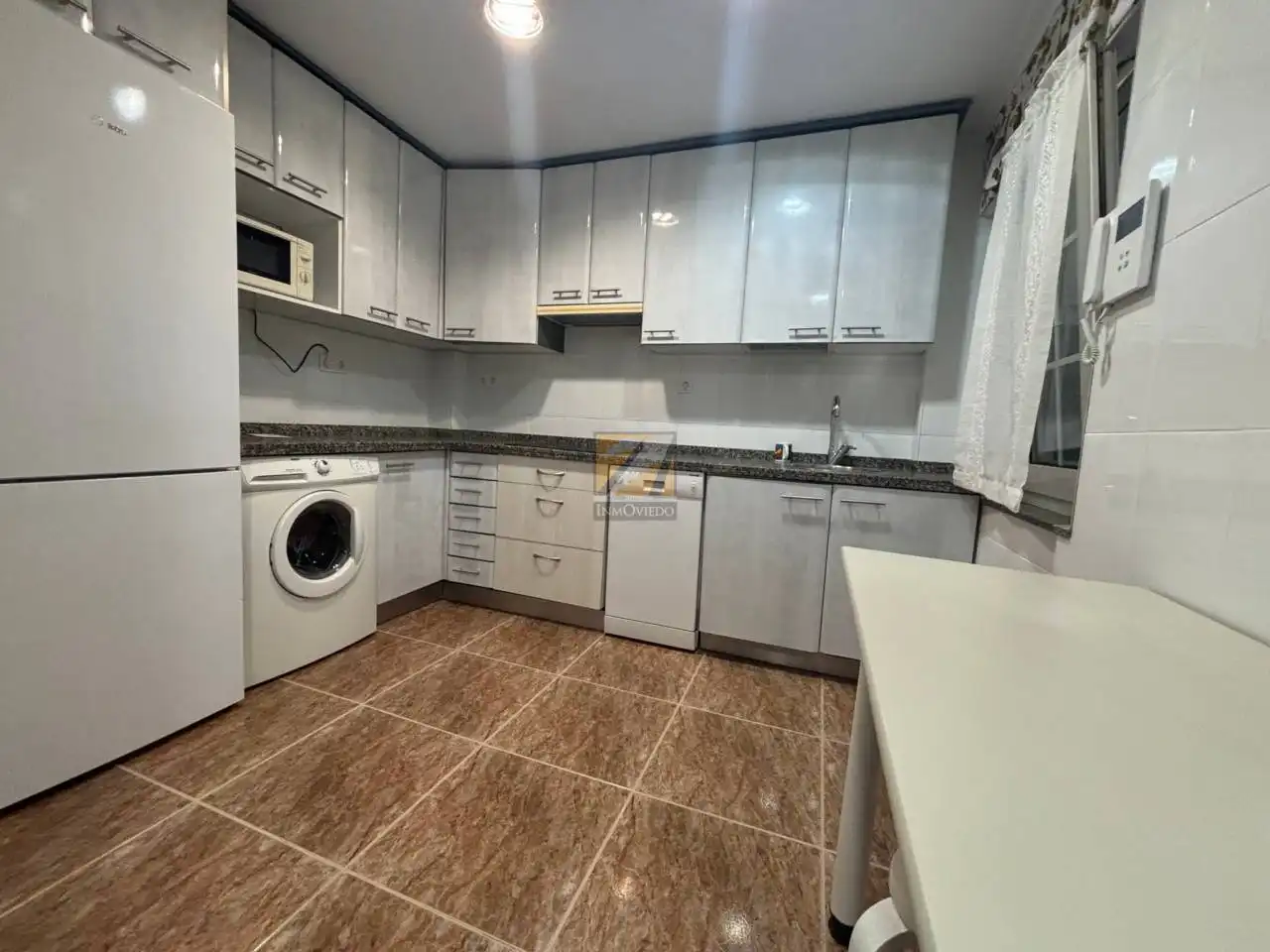 Kitchen of Flat for sale in Milán - Pumarín - Teatinos