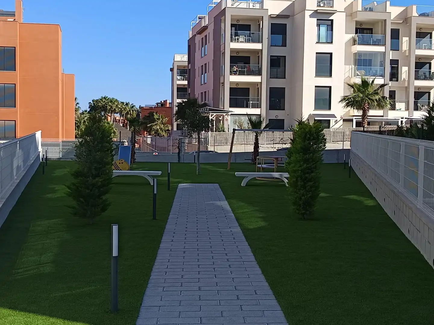 Vista exterior de Apartament en venda en Orihuela amb Aire condicionat, Terrassa i Moblat