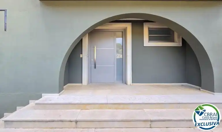 Casa o xalet en venda en La Jonquera amb Aire condicionat, Calefacció i Jardí privat