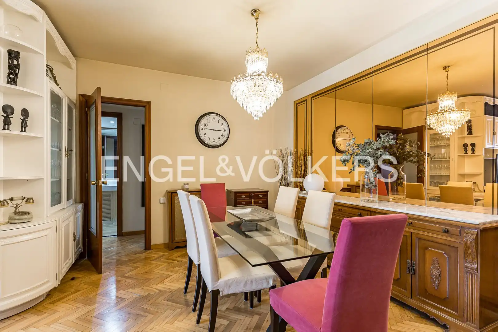 Comedor de Piso en venta en Barcelona con Calefacción, Parquet y Amueblado