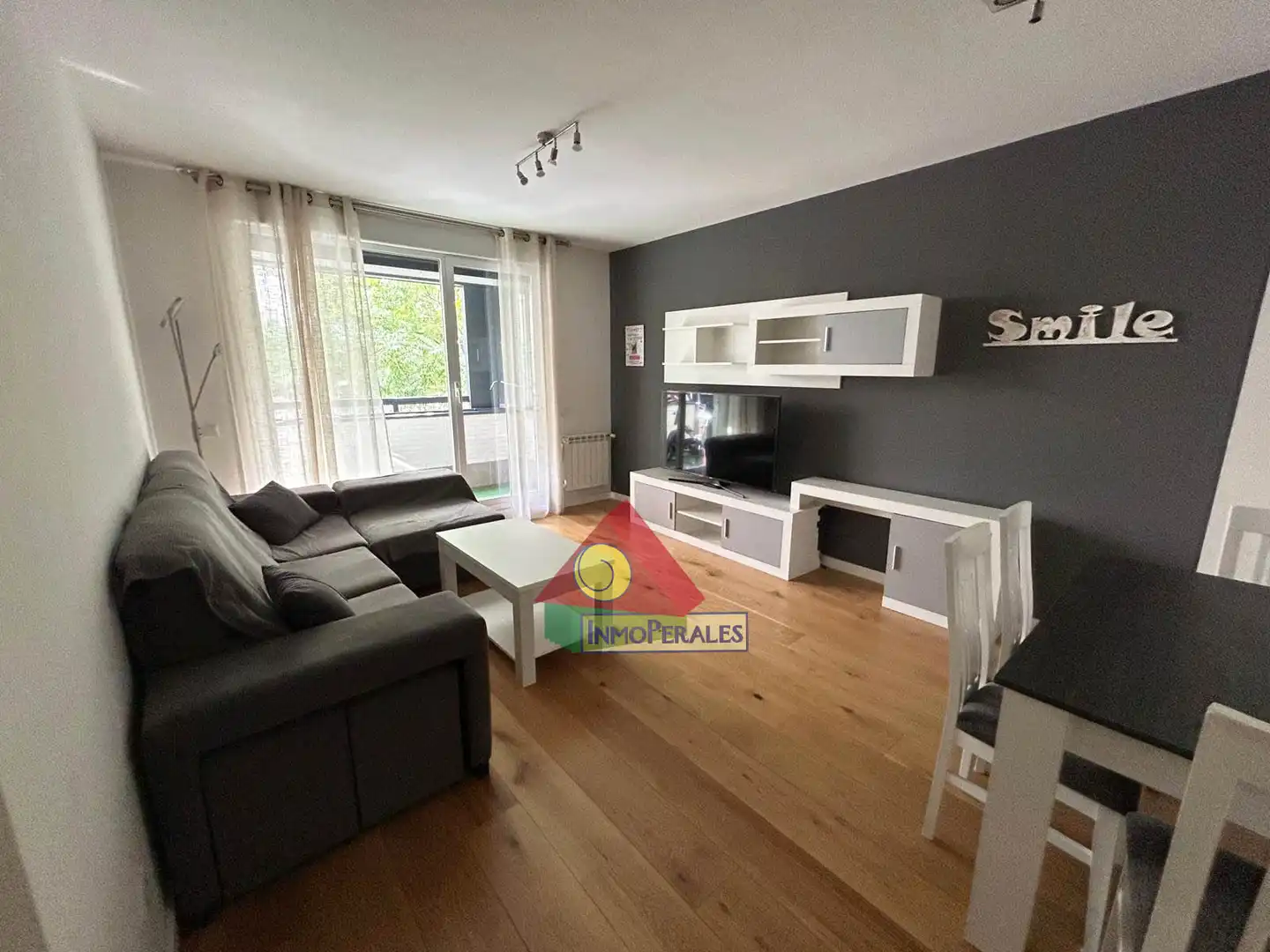 Piso con piscina en alquiler en Villa de Vallecas