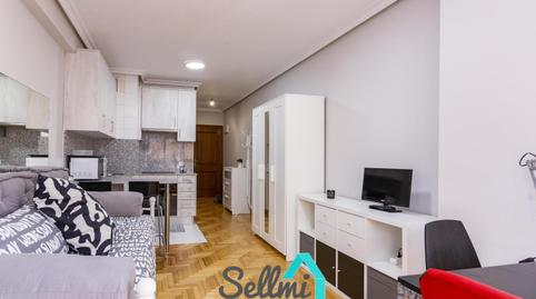 Foto 3 de Estudi de lloguer a Leopoldo Alas, Auditorio - Seminario - Parque de Invierno, Asturias