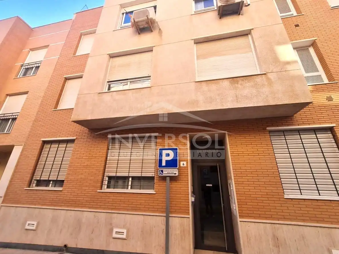 Flat with lift for sale in Calle Río Guadiaro 14, imagen 3