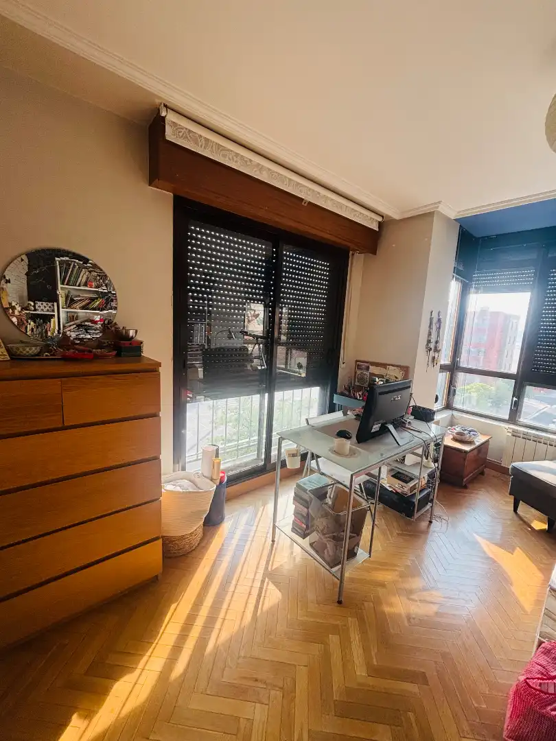 Flat for sale in Calle de Enrique Cubero, Parquesol