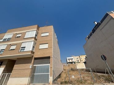 Terreni e lotti in vendita a Meliana