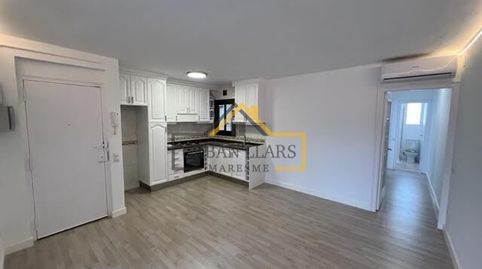 Foto 2 de Piso en venta en Els Molins, Mataró