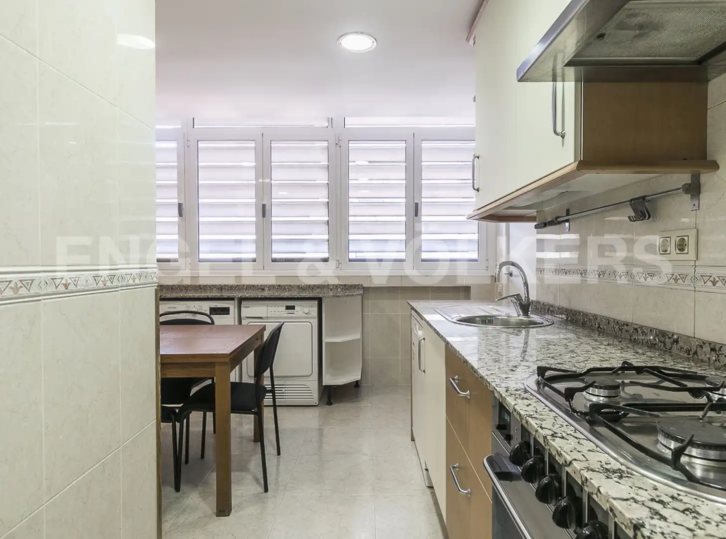 Cocina de Piso en venta en Barcelona con Calefacción y Parquet