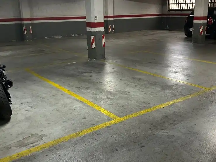 Einzelparkplatz zur Miete in Enric Granados 24, imagen 3