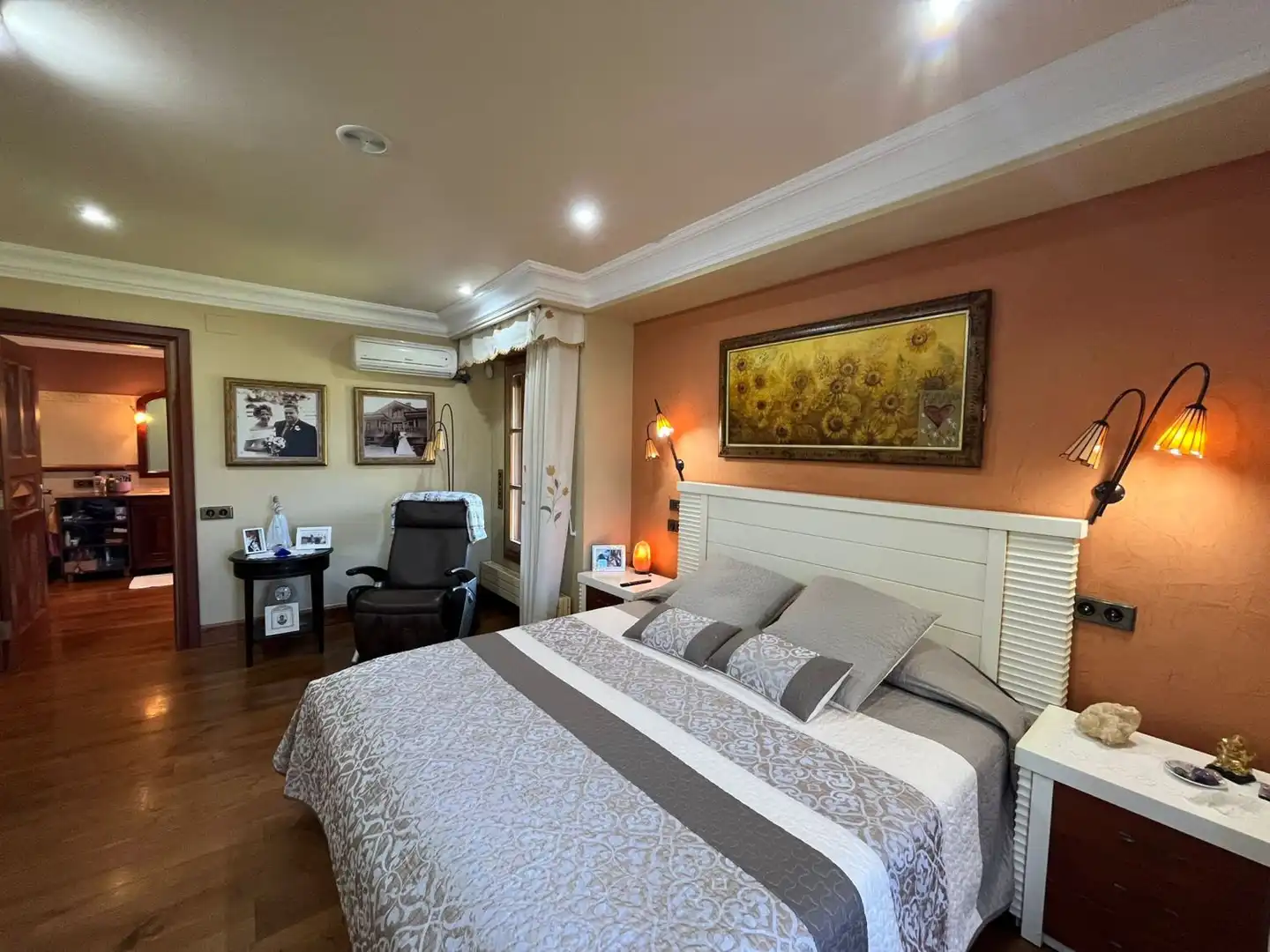 Habitación de Casa o chalet en venta en Noja con Calefacción, Trastero y Jacuzzi