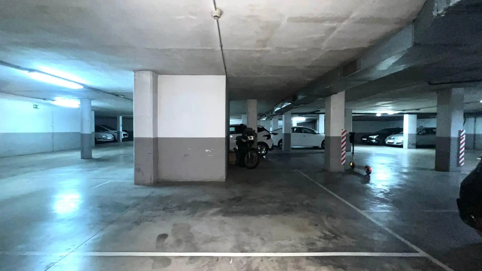 Parkplatz von Garage zum Verkauf in Elche / Elx