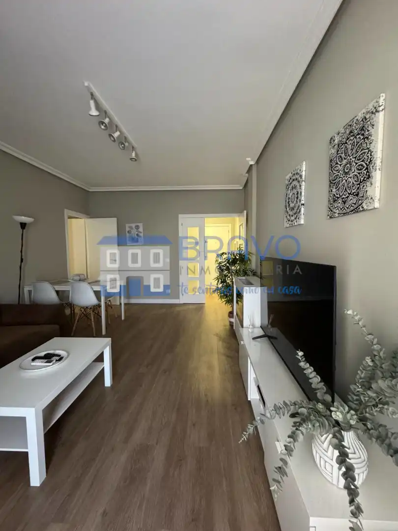 Sala d'estar de Pis en venda en Don Benito amb Aire condicionat, Terrassa i Moblat
