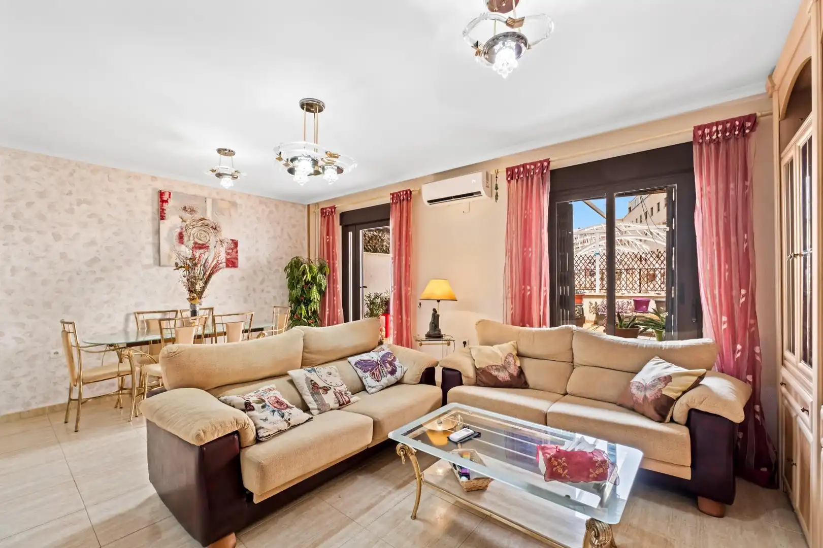 Sala de estar de Piso en venta en Sant Joan d'Alacant con Aire acondicionado y Terraza