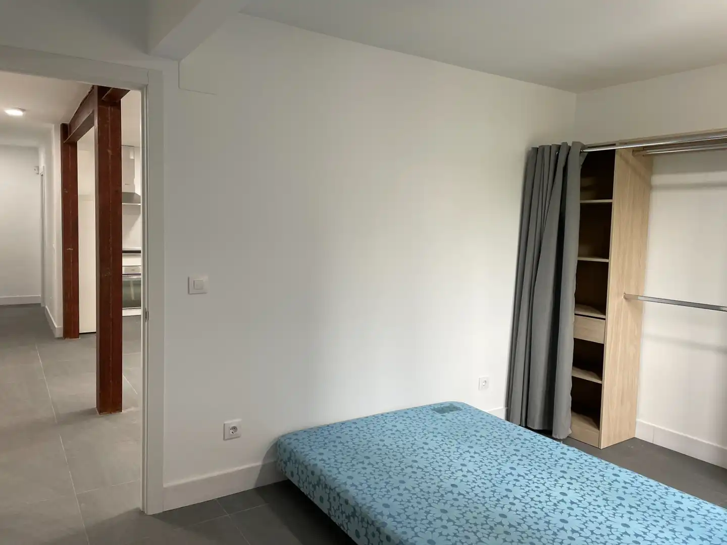 Habitación de Piso en venta en Madrid con Calefacción, Terraza y Horno