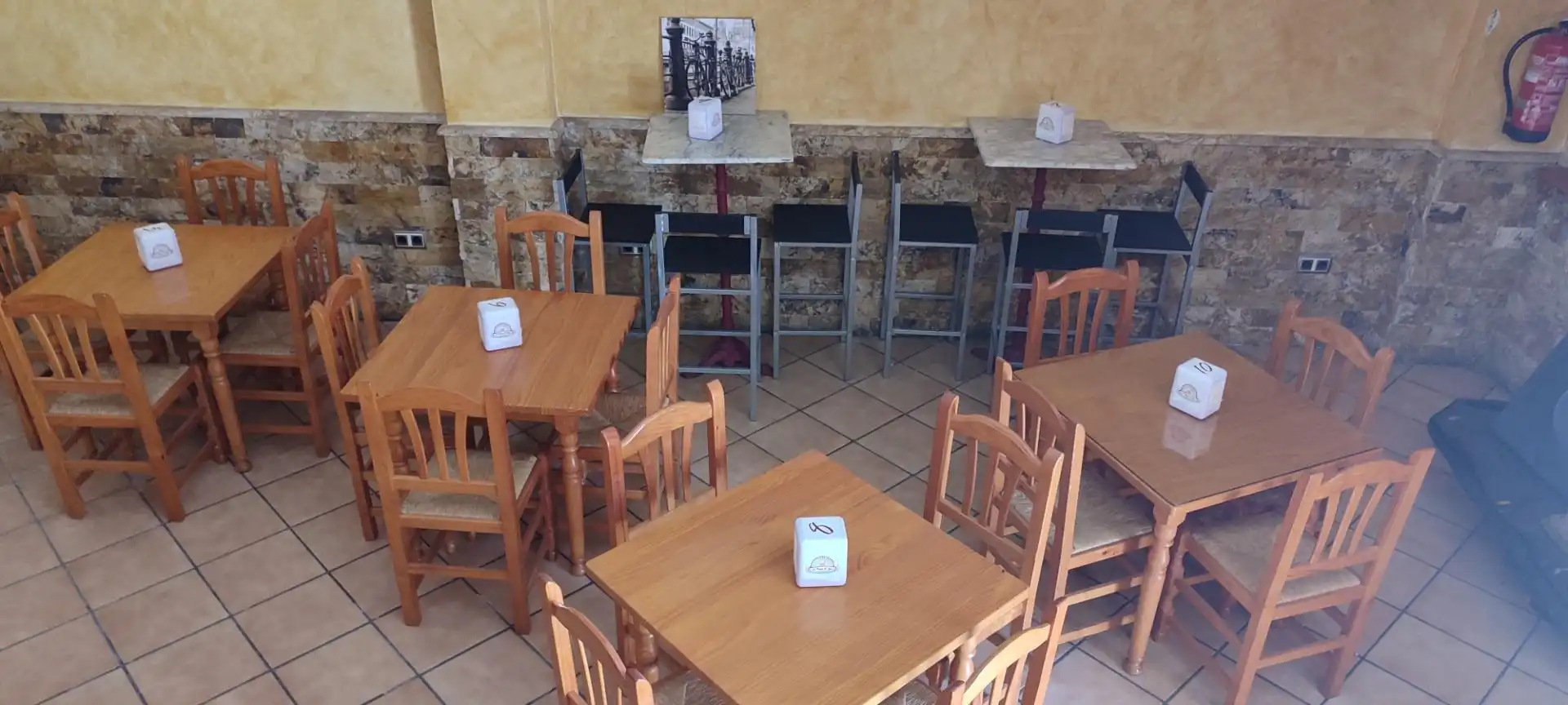 Local en venta en Pedanías Oeste