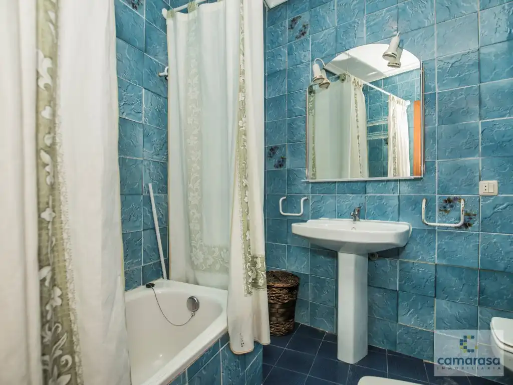 Bathroom of Flat for sale in Ávila
