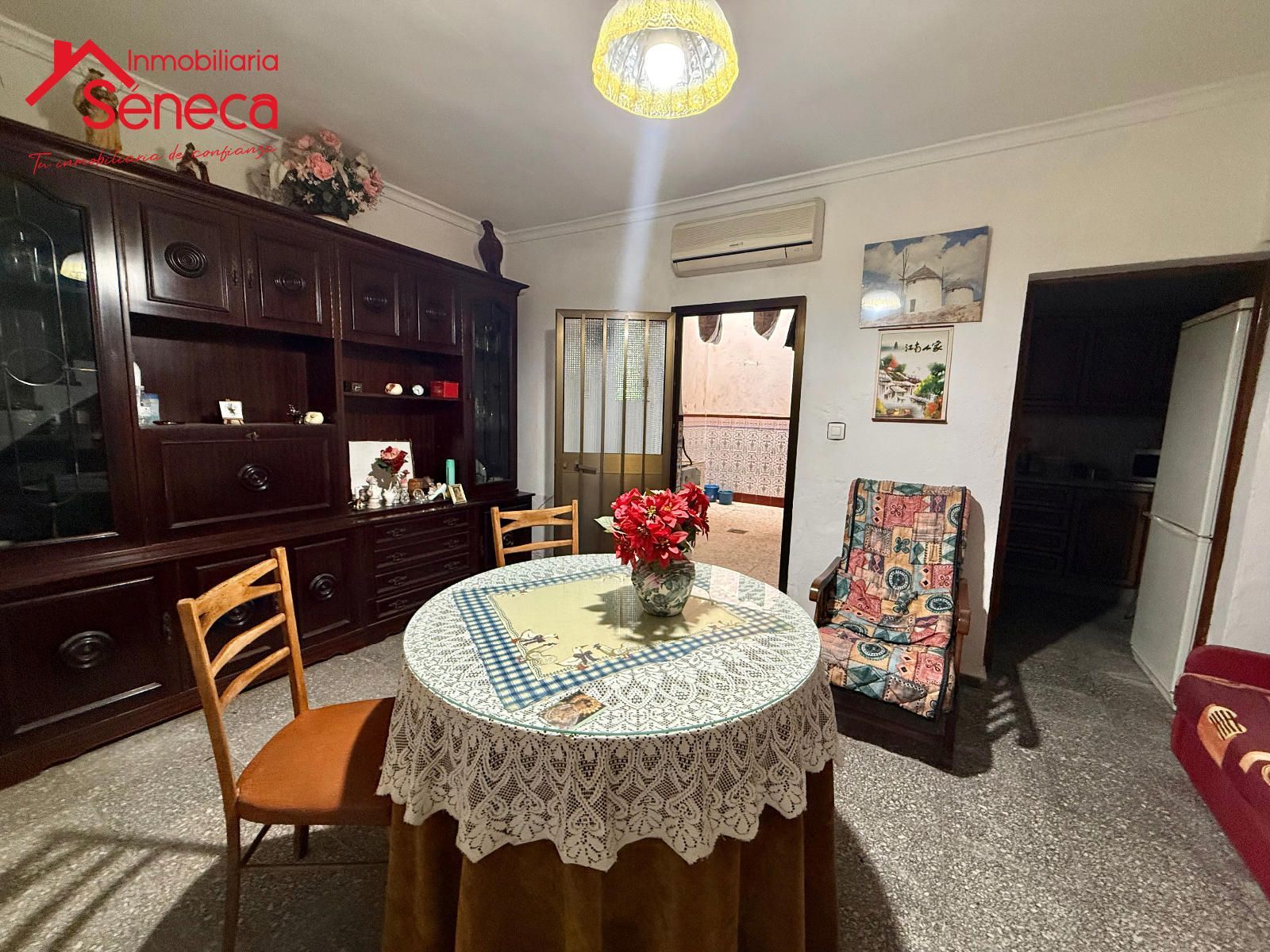 Menjador de Casa adosada en venda en  Córdoba Capital amb Calefacció, Terrassa i Moblat