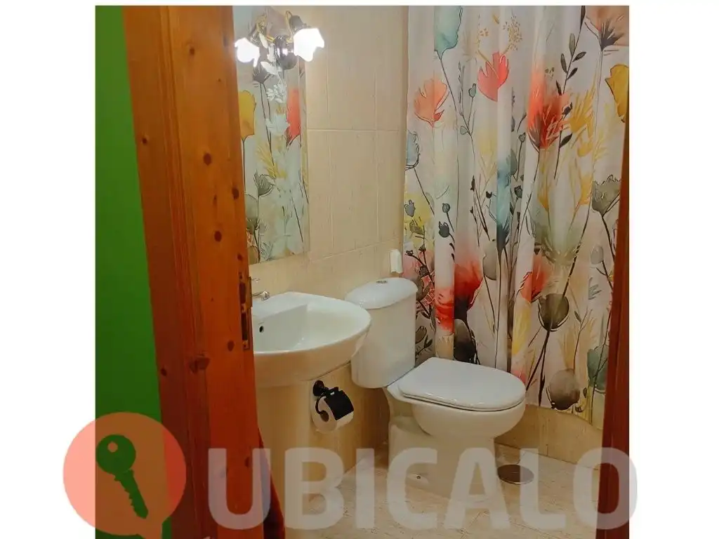 Bany de Casa adosada en venda en San Cristóbal de la Laguna amb Calefacció, Jardí privat i Terrassa