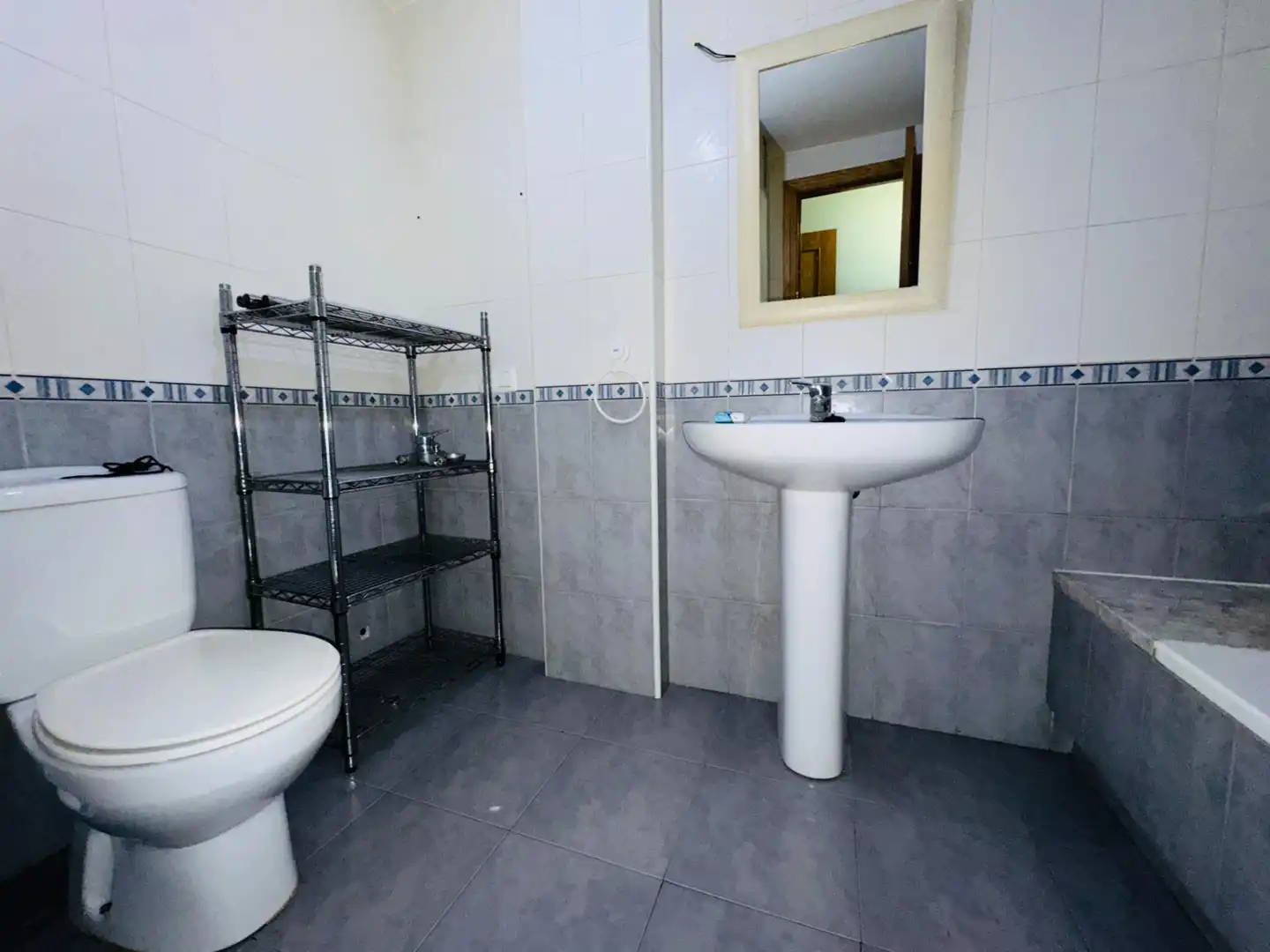 Badezimmer von Wohnung zum Verkauf in Ponferrada mit Heizung und Abstellraum