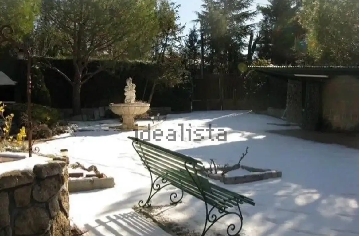 Jardí de Casa o xalet en venda en Collado Mediano amb Jardí privat, Terrassa i Traster