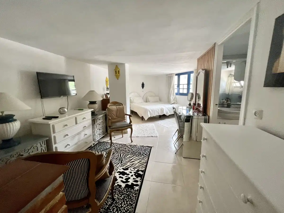 Dormitori de Local en venda en Marbella