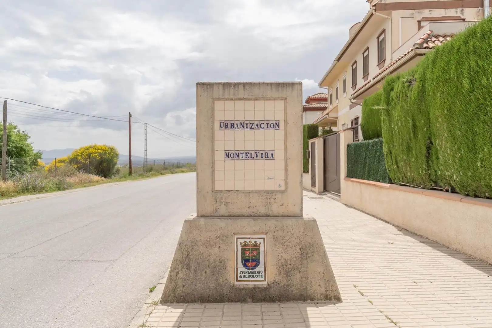 Casa aparellada amb balcó en venda a Camino DE ALBARRATE, imagen 89
