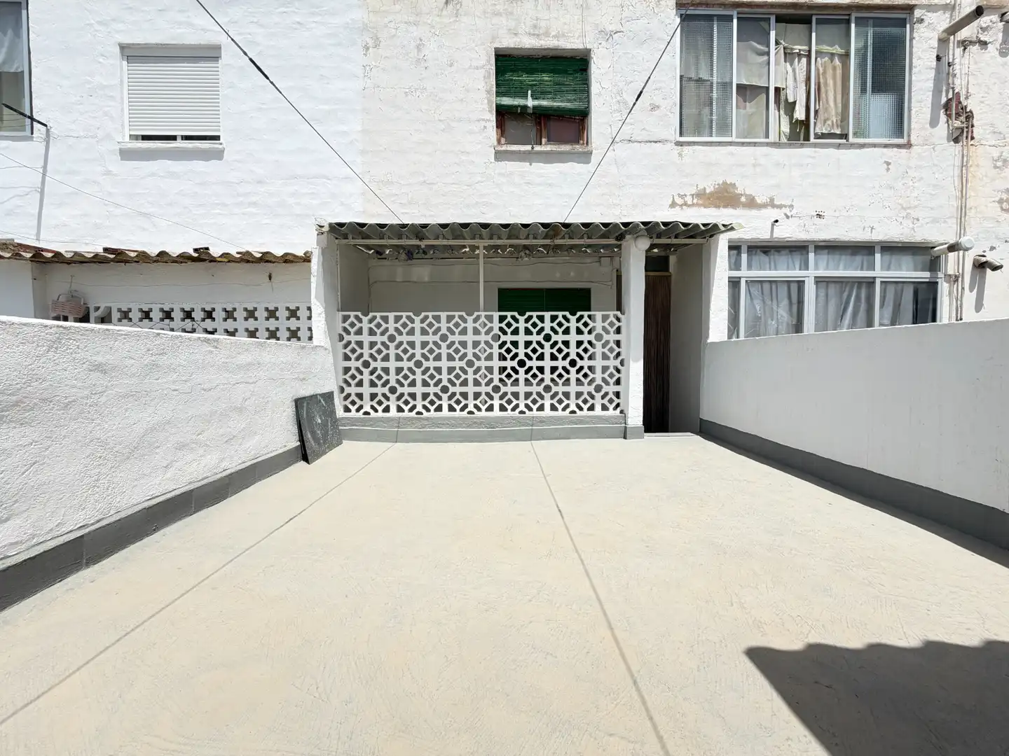 Vista exterior de Piso en venta en Carlet con Terraza, Trastero y Amueblado