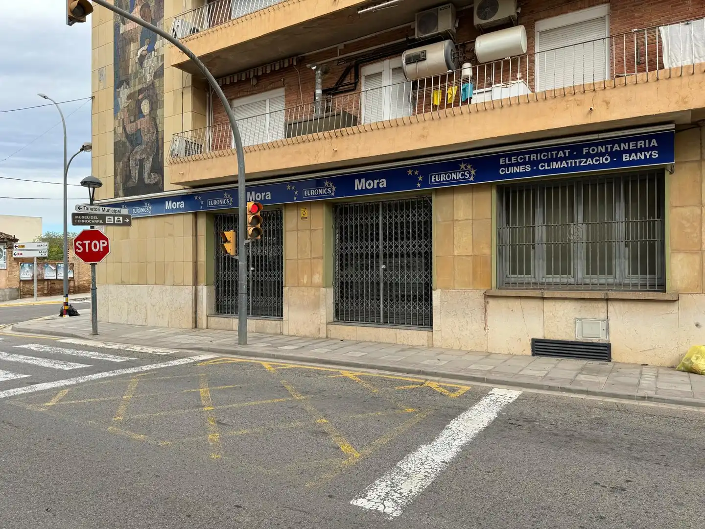 Local comercial en venda a Av/ Caixa de Pensiones, imagen 4