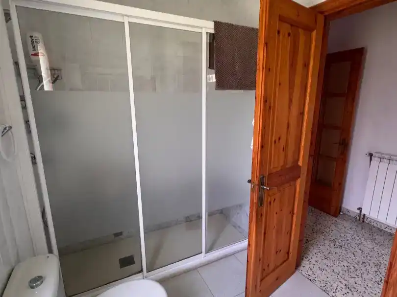 Bany de Casa o xalet en venda en Planoles amb Balcó