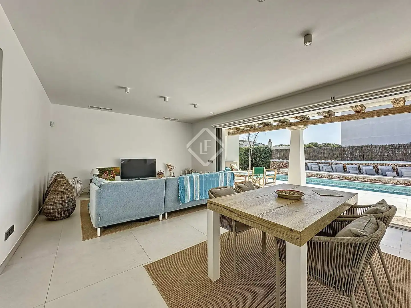 Living room of Houses for sale in Es Mercadal  with Air Conditioner, Heating and Private garden